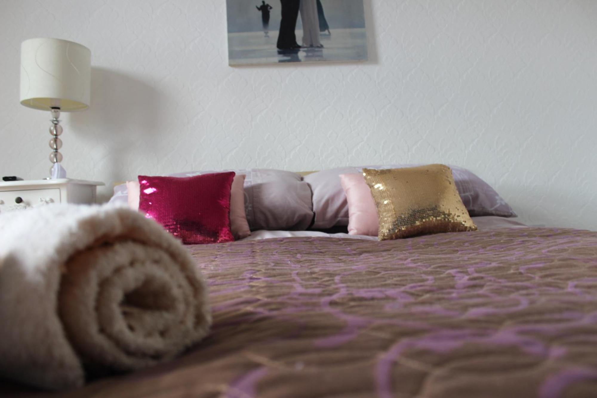 Mother-In-Law Guest House Hotel Leeds Лідс Екстер'єр фото